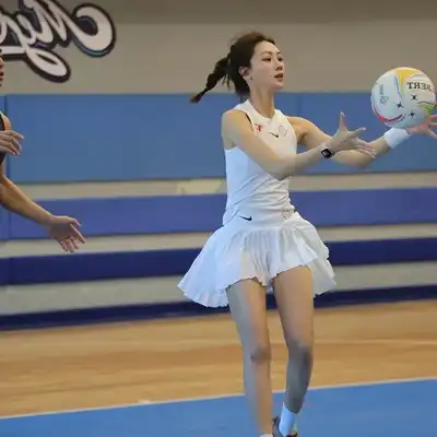 李玲雅